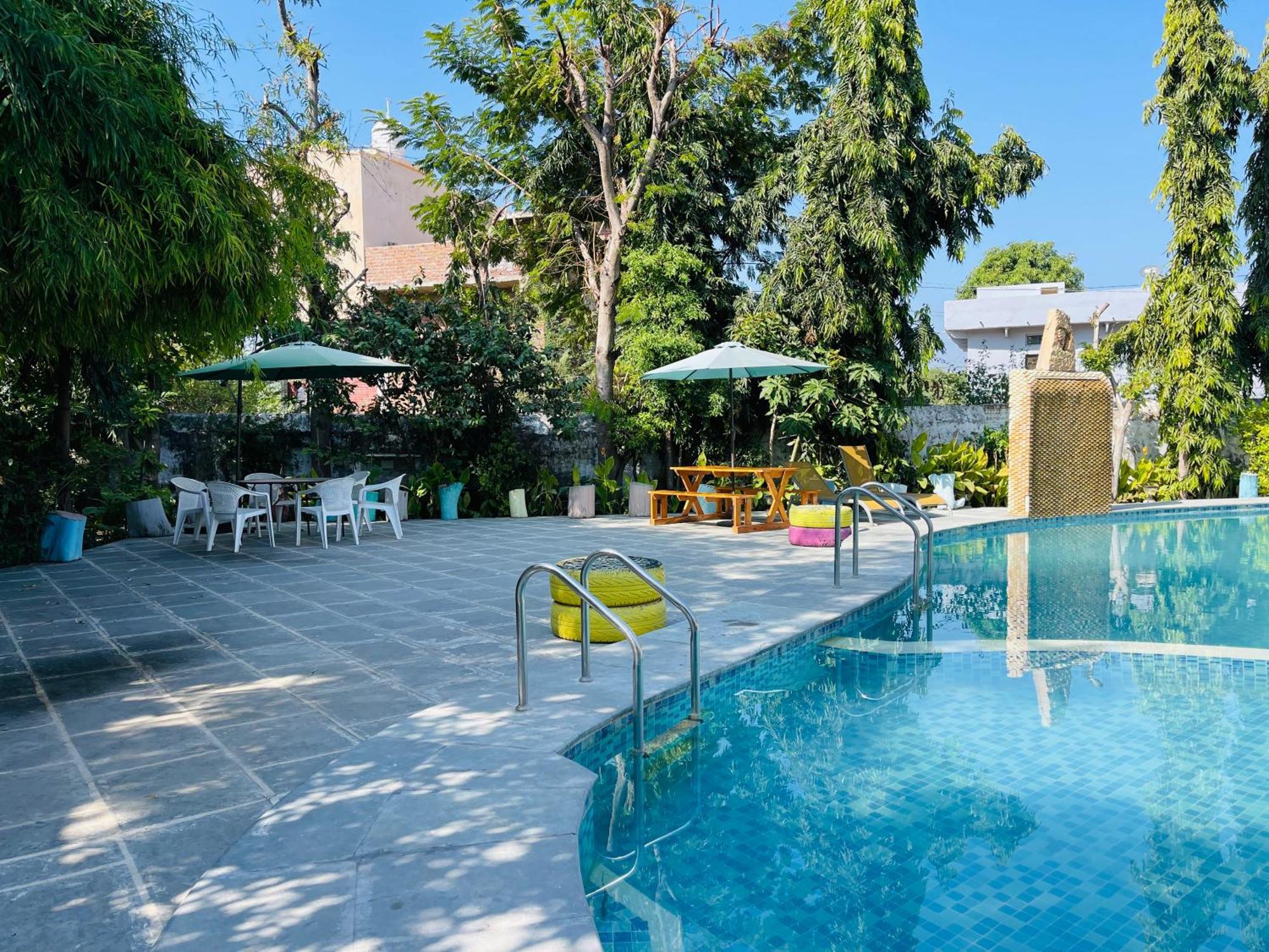 Dev Villa Resort ラージサマンド県 エクステリア 写真